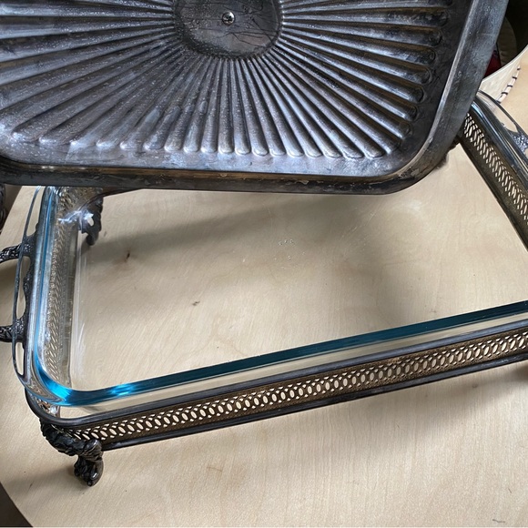 Antique silver plated casserole dish with lid - Picture 5 of 5